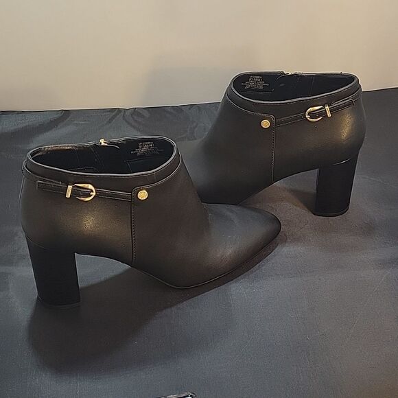 BRAND NEW VINCE CAMUTE VP-COORIN ALMOND TOE BLOCK HEEL BOOTIE - Picture 10 of 16